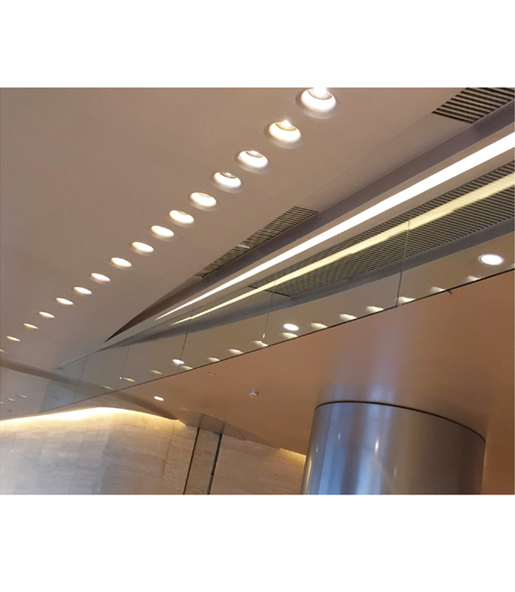 ���̴���